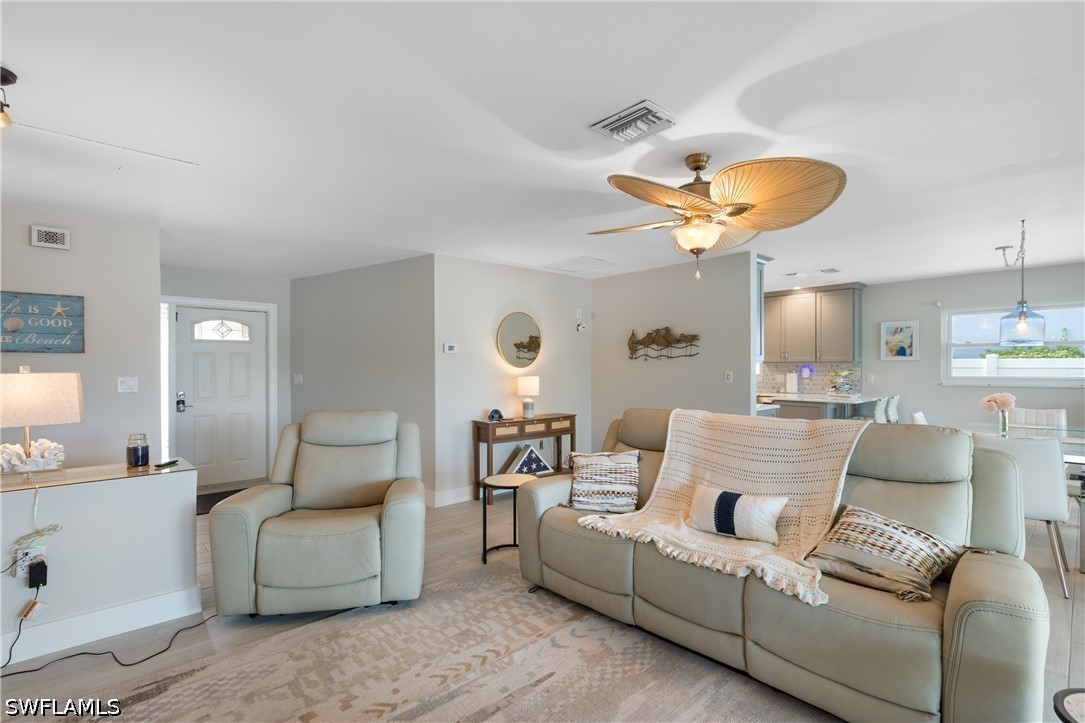 2 Bed Waterfront Home for Sale in Naples, photo 7