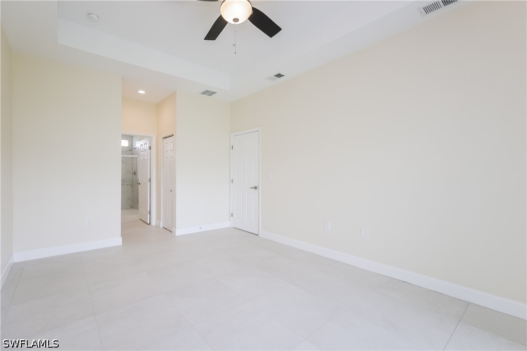 3 Bed SingleFamilyResidence for Sale in Lehigh Acres, photo 7