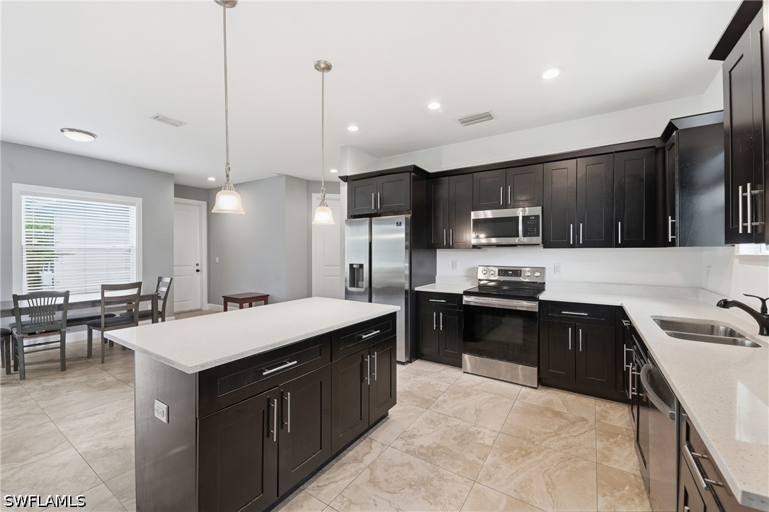 3 Bed SingleFamilyResidence for Sale in Naples, photo 7