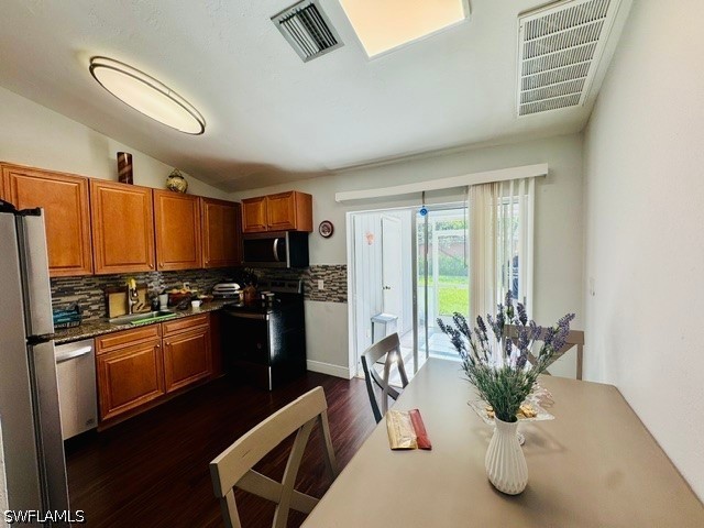 2 Bed Duplex for Sale in Golden Gate City, photo 7