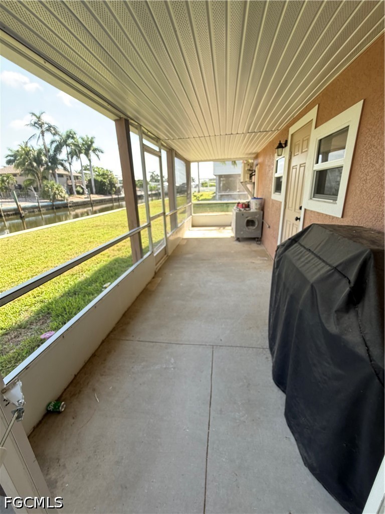 1 Bed Waterfront Home for Sale in Beachwalk Homes, photo 7