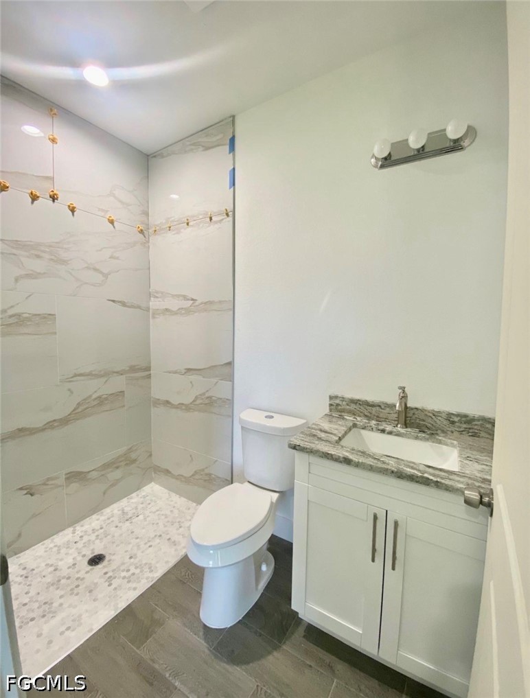 6 Bed Duplex for Sale in Lehigh Acres, photo 7