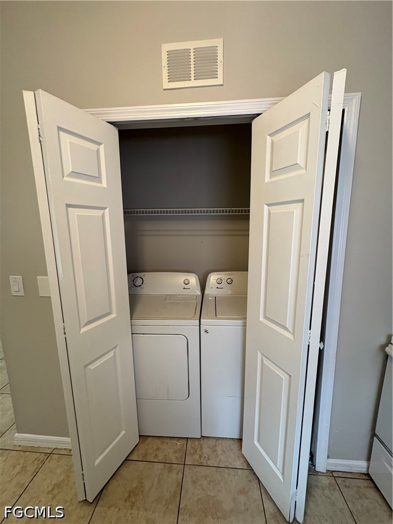3 Bed SingleFamilyResidence for Sale in Fort Myers, photo 7