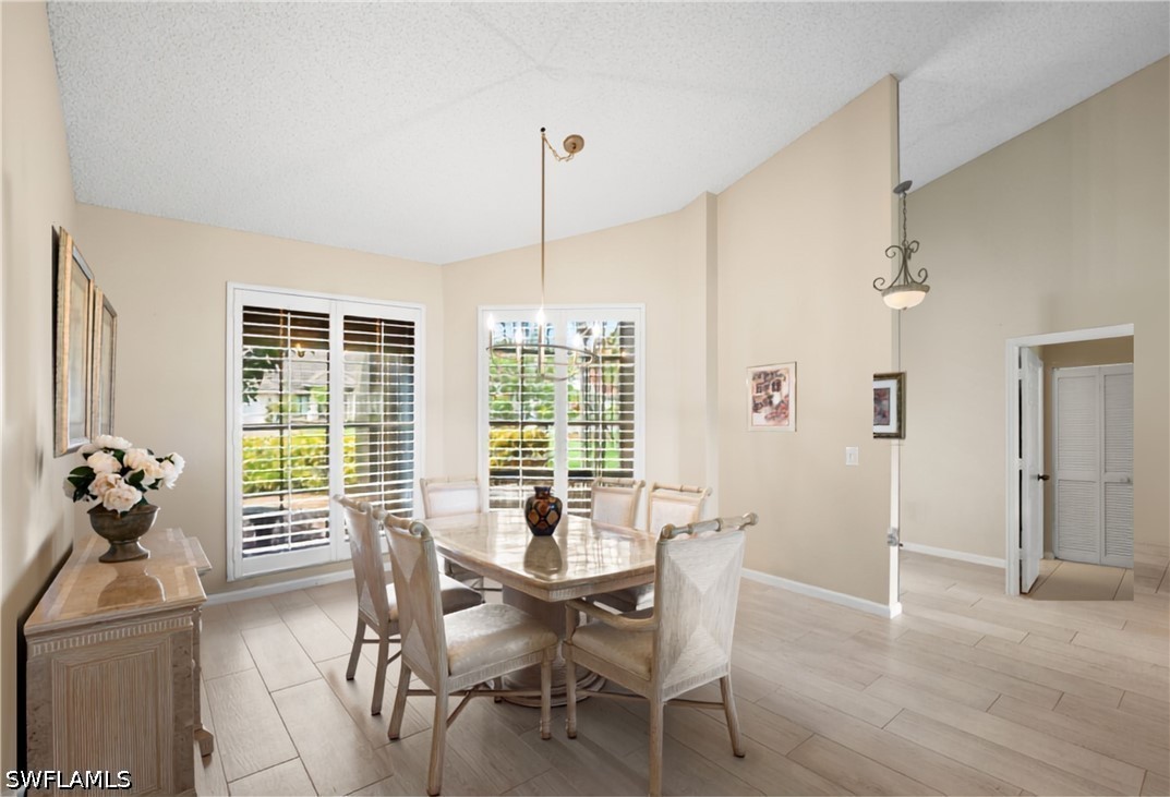 3 Bed SingleFamilyResidence for Sale in Naples, photo 7