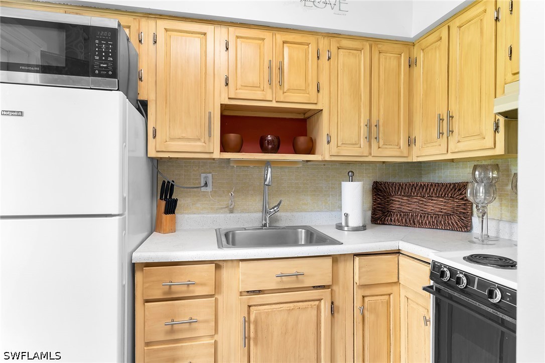 1 Bed Condominium for Sale in Seabreeze West, photo 7
