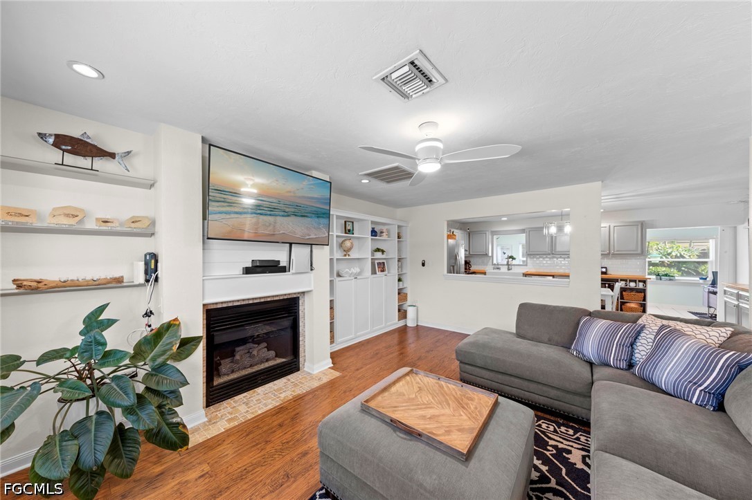 3 Bed SingleFamilyResidence for Sale in Palm City Park, photo 7
