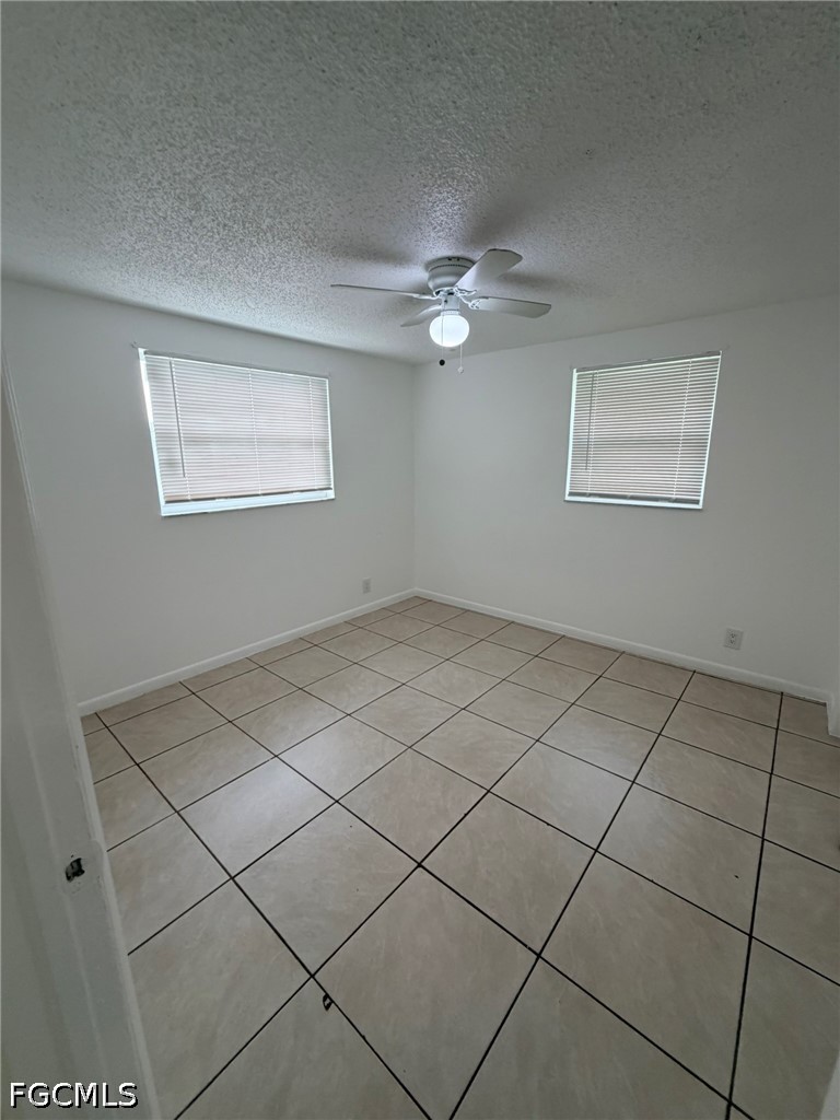 2 Bed Quadruplex for Sale in Fort Myers, photo 7