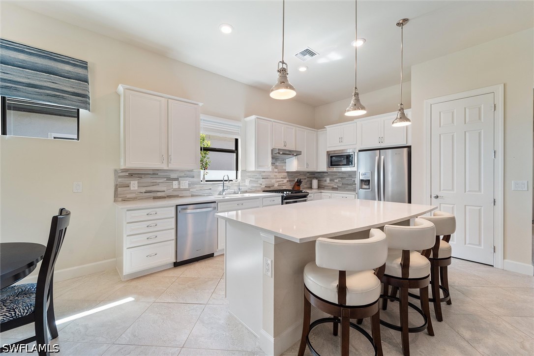 2 Bed Pool Home for Sale in Naples, photo 7