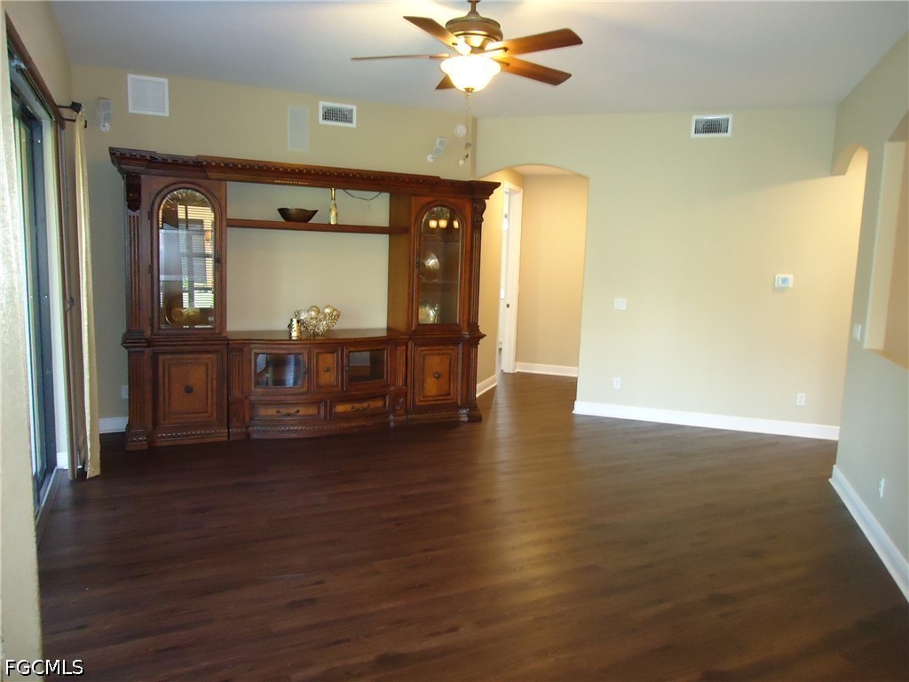 3 Bed Waterfront Home for Sale in Fort Myers, photo 7