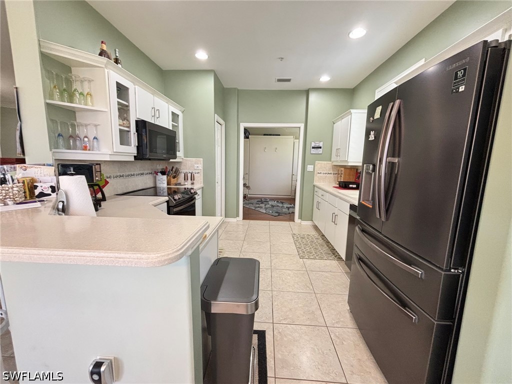 2 Bed Pool Home for Sale in Naples, photo 7