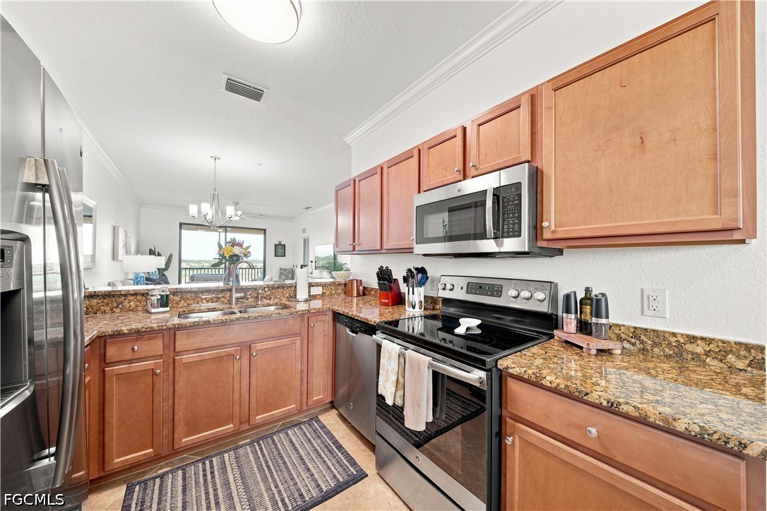 2 Bed Waterfront Home for Sale in Bonita Springs, photo 7