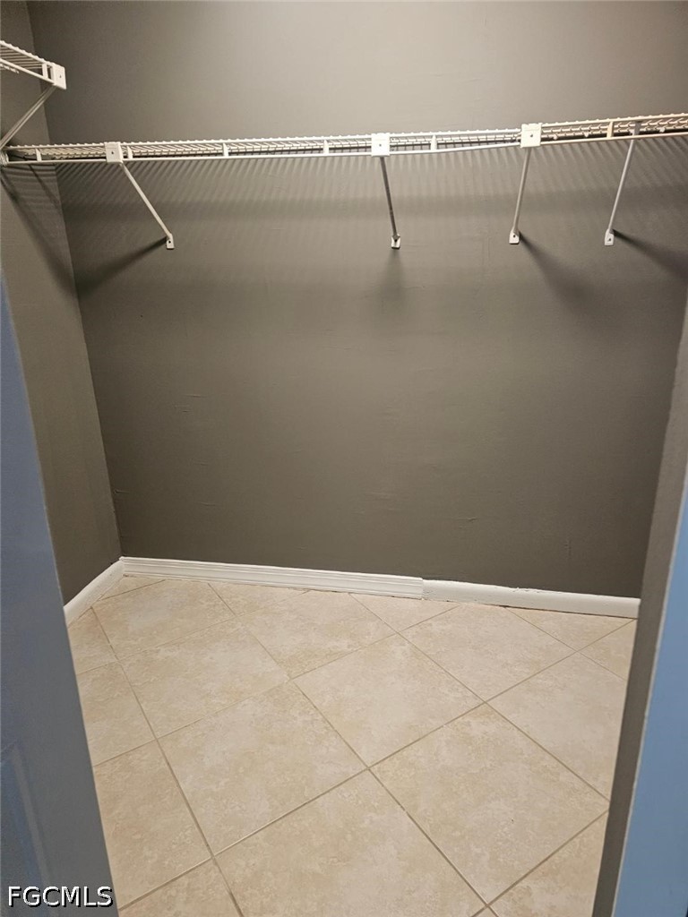 3 Bed SingleFamilyResidence for Sale in Cape Coral, photo 7