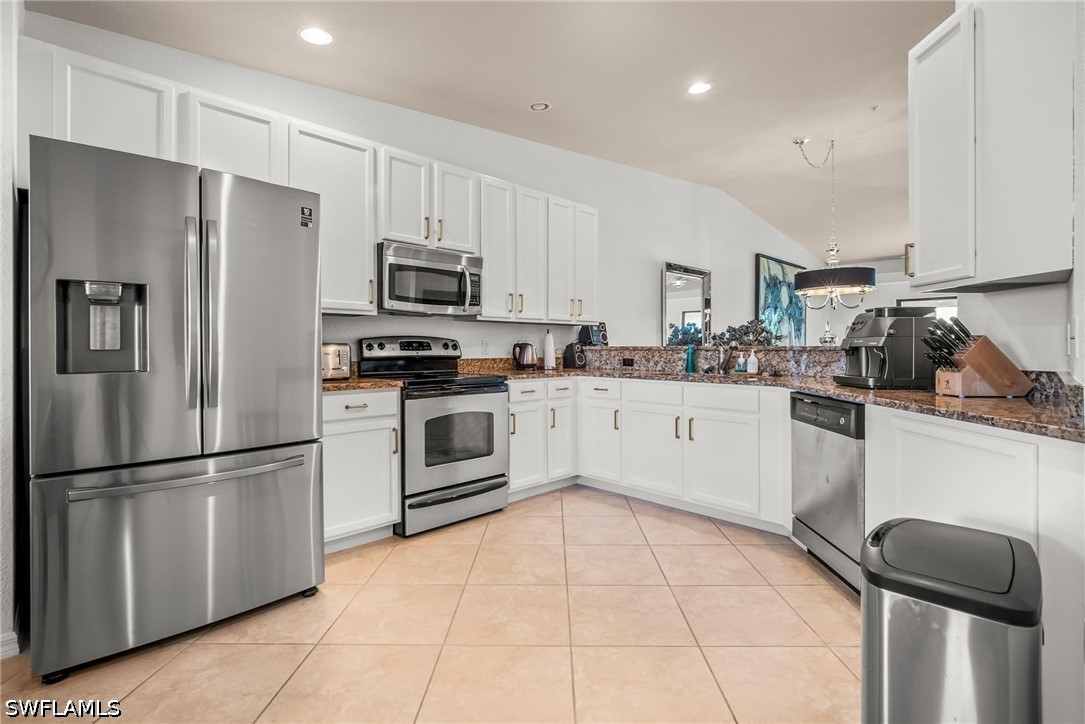 3 Bed Condominium for Sale in Heritage Bay, photo 7