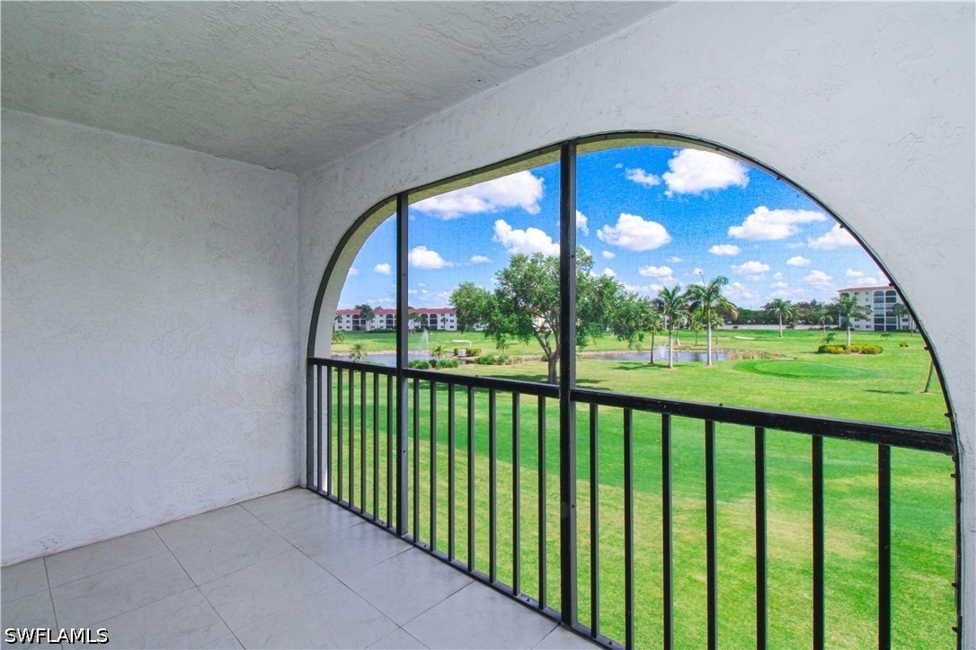2 Bed Waterfront Home for Sale in Naples, photo 7