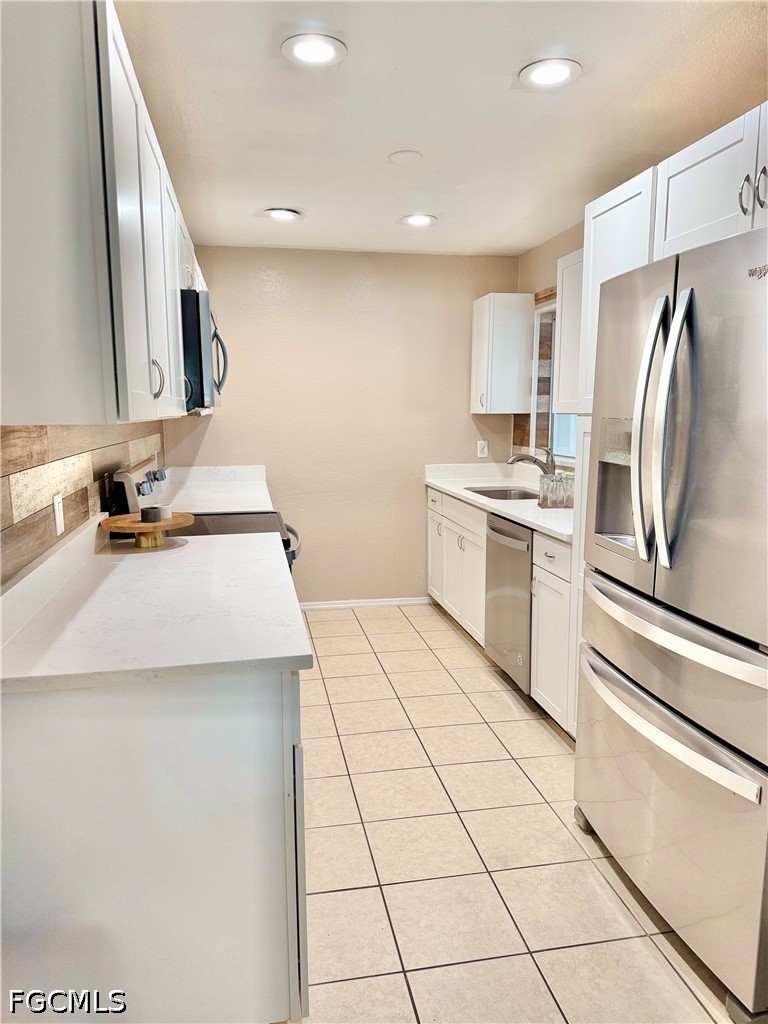 4 Bed SingleFamilyResidence for Sale in San Carlos Park, photo 7