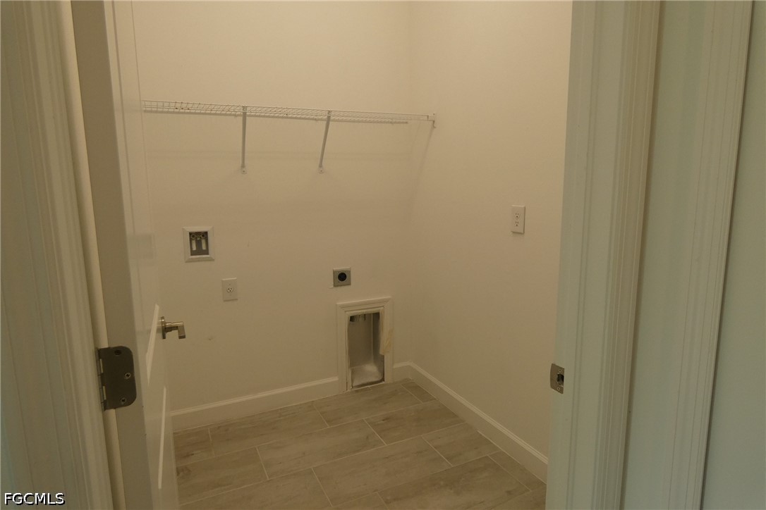 5 Bed SingleFamilyResidence for Sale in Timber Creek, photo 7