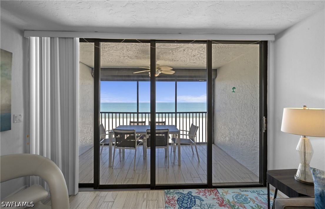 2 Bed Waterfront Home for Sale in Sunset, photo 7