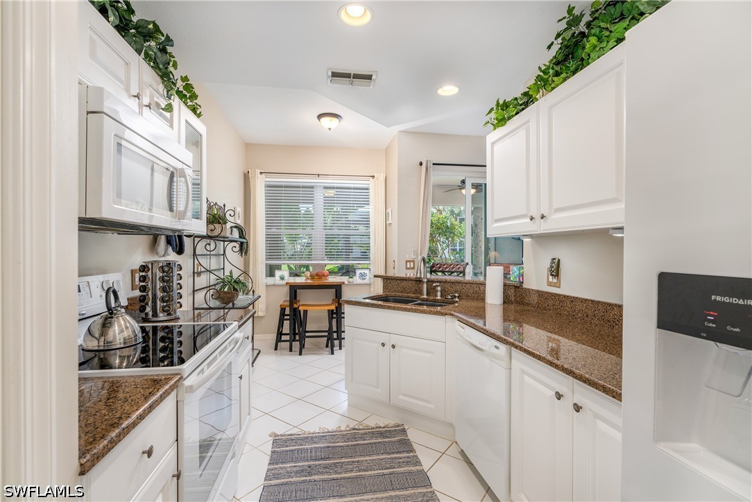 2 Bed Condominium for Sale in Hawk'S Nest, photo 7