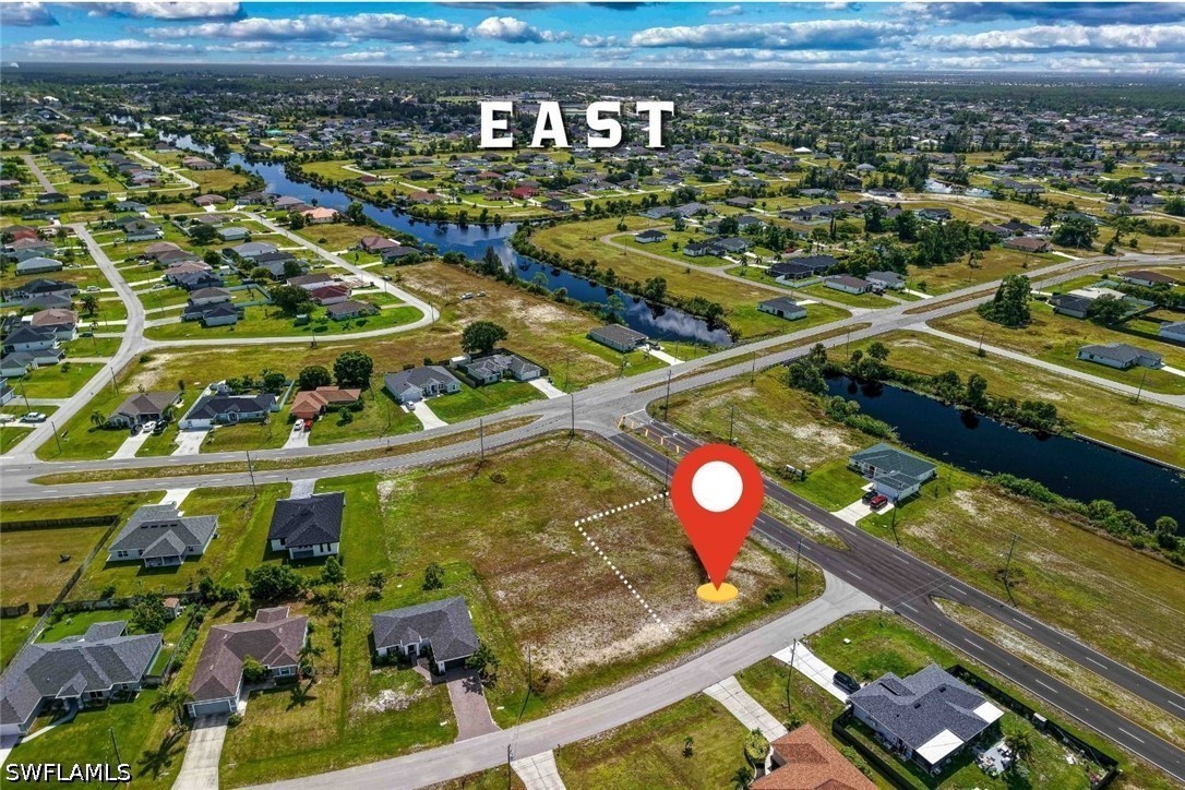 Residential for Sale in Cape Coral, photo 7