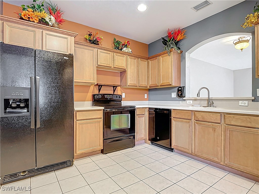 3 Bed Townhouse for Sale in Colonnade At Forum, photo 8