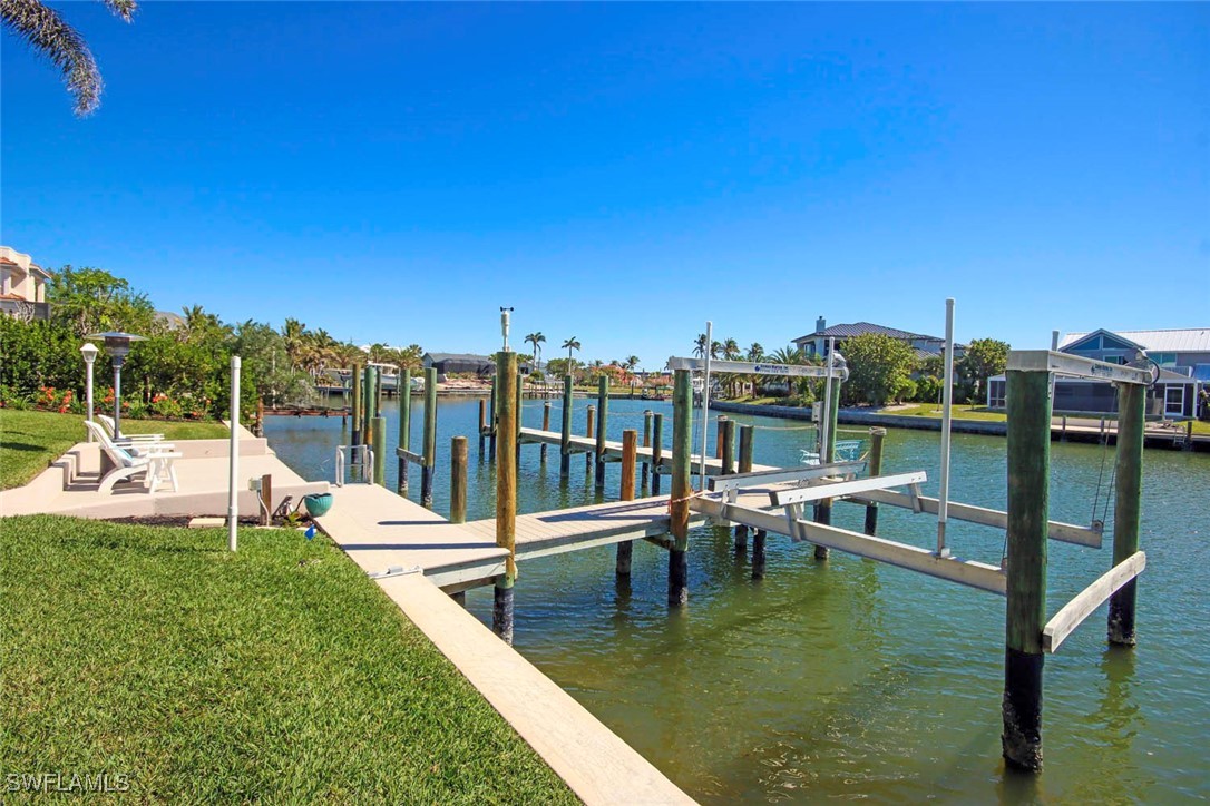 3 Bed Pool Home for Sale in Shell Harbor, photo 8