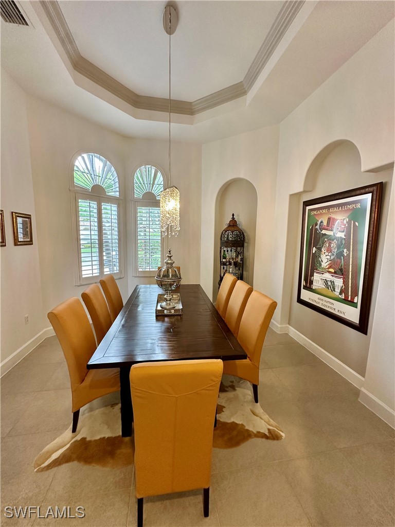 4 Bed Pool Home for Sale in Emerson Square, photo 8