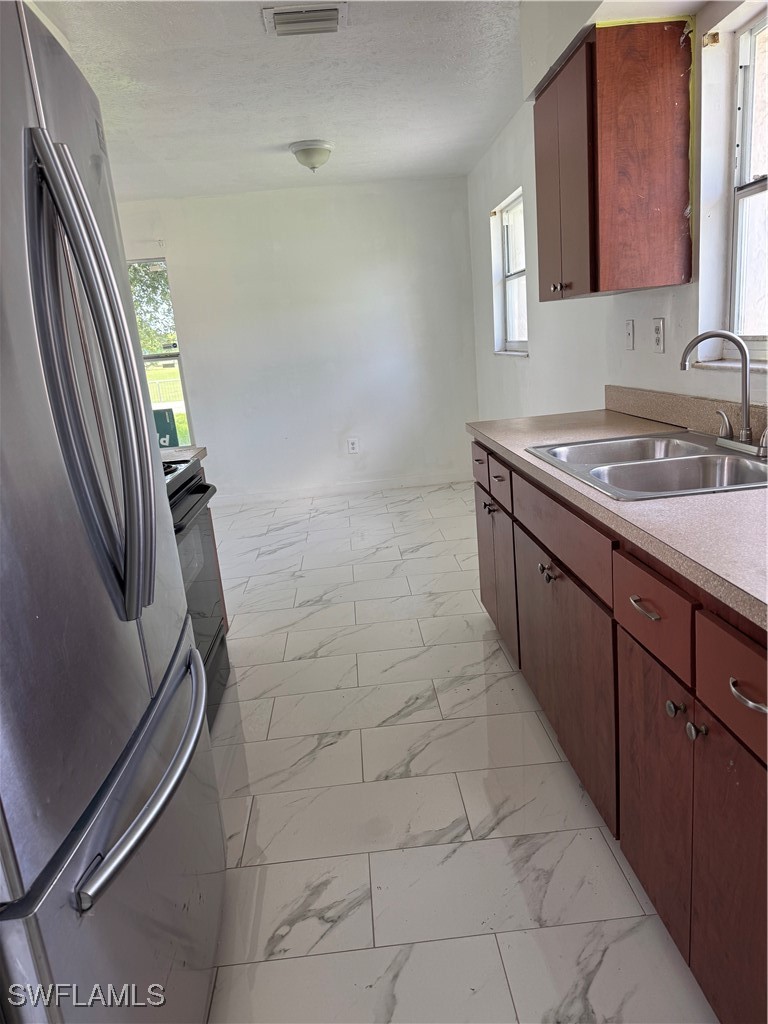 3 Bed SingleFamilyResidence for Sale in Clewiston, photo 8