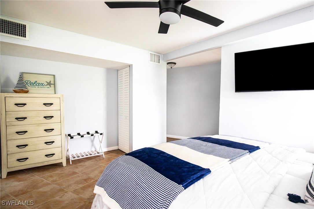 3 Bed Pool Home for Sale in Heitmans, photo 8