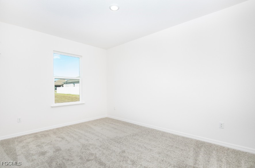 4 Bed SingleFamilyResidence for Sale in Cape Coral, photo 8