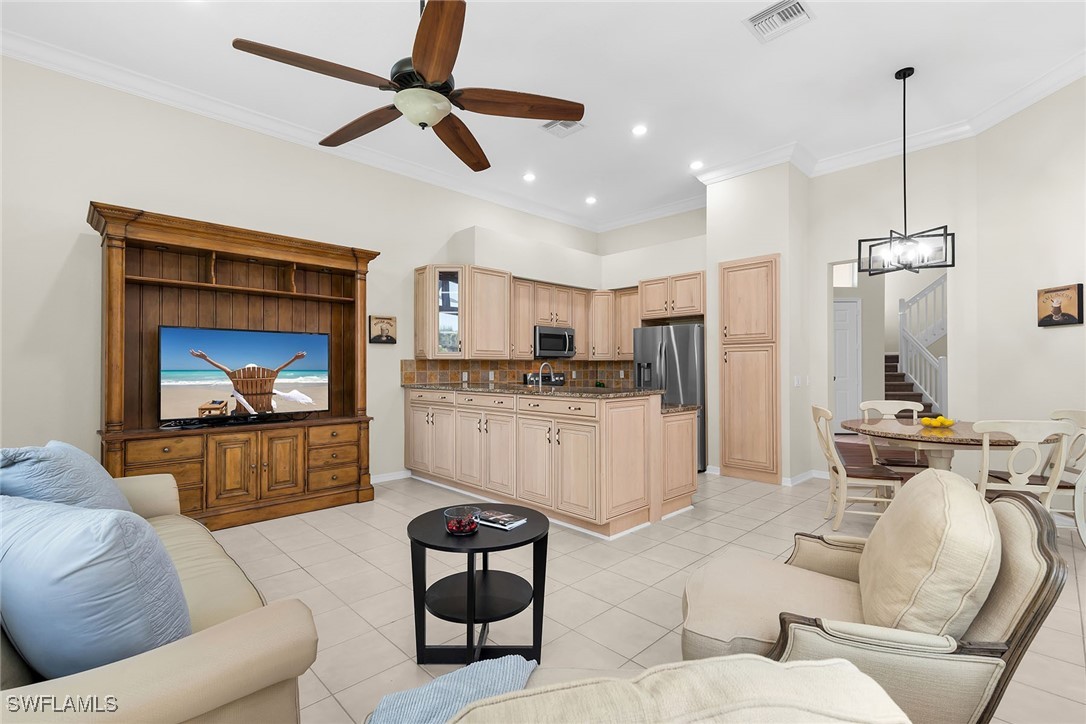 4 Bed Pool Home for Sale in Pepper Tree, photo 8
