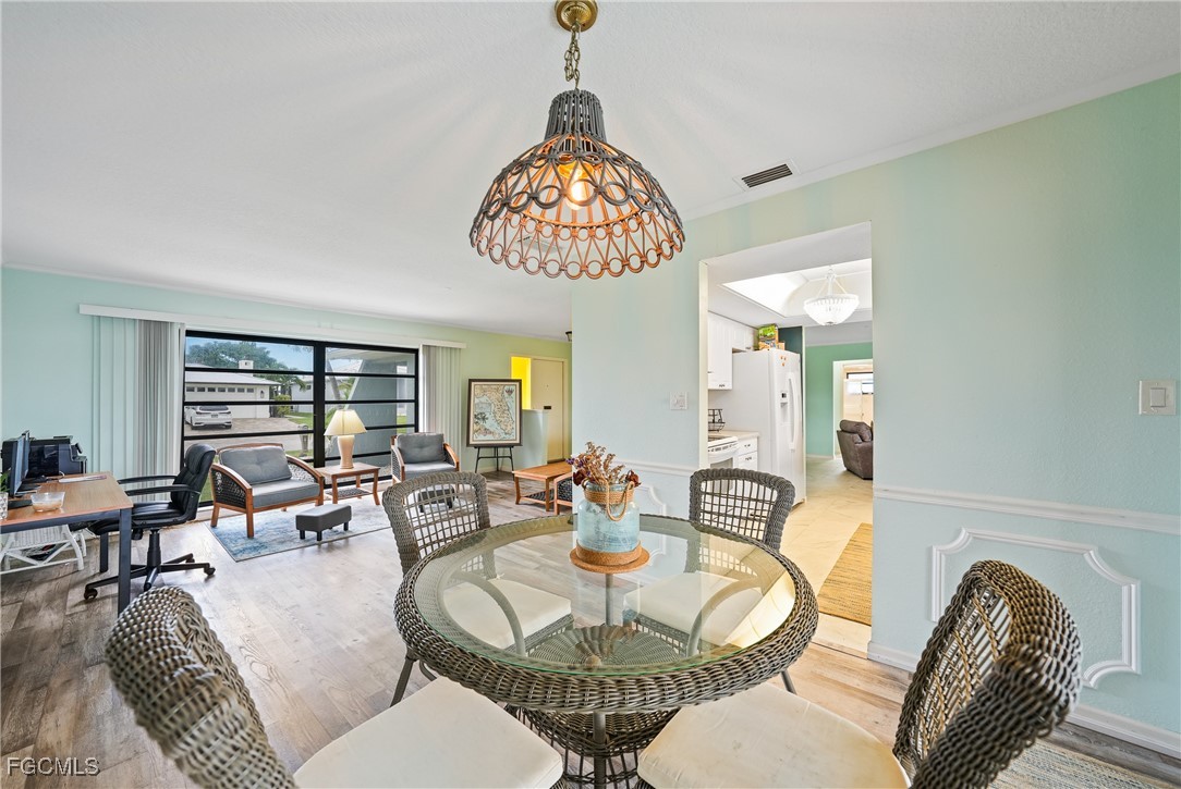 2 Bed Pool Home for Sale in Punta Gorda Isles, photo 8