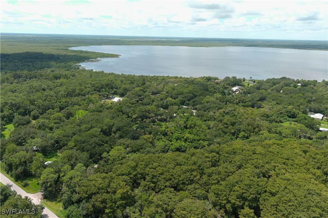 Residential for Sale in Acreage Header, photo 8