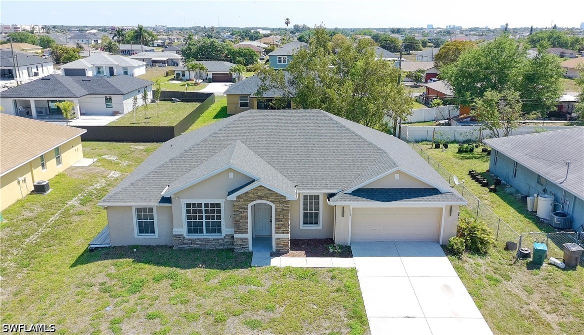 3 Bed SingleFamilyResidence for Sale in Cape Coral, photo 8