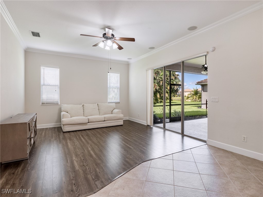 4 Bed SingleFamilyResidence for Sale in Estero, photo 8