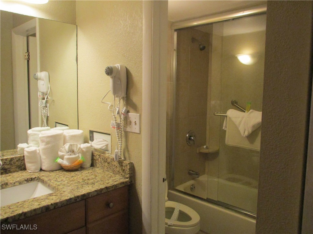 Condominium for Sale in Naples, photo 8