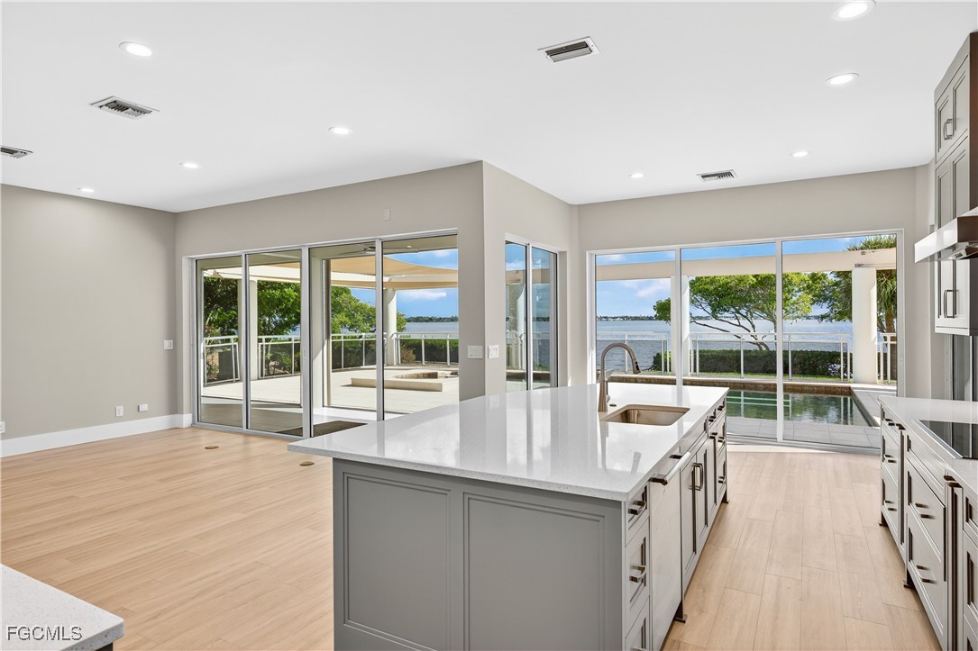 4 Bed Pool Home for Sale in North Fort Myers, photo 8