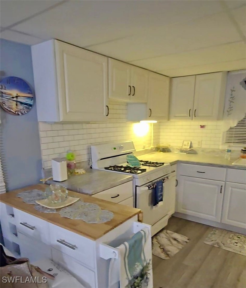 1 Bed ManufacturedHome for Sale in Naples, photo 8