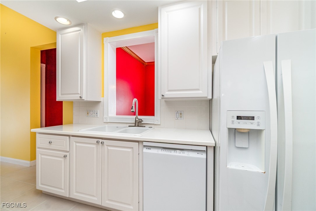 4 Bed Pool Home for Sale in Island Walk, photo 8