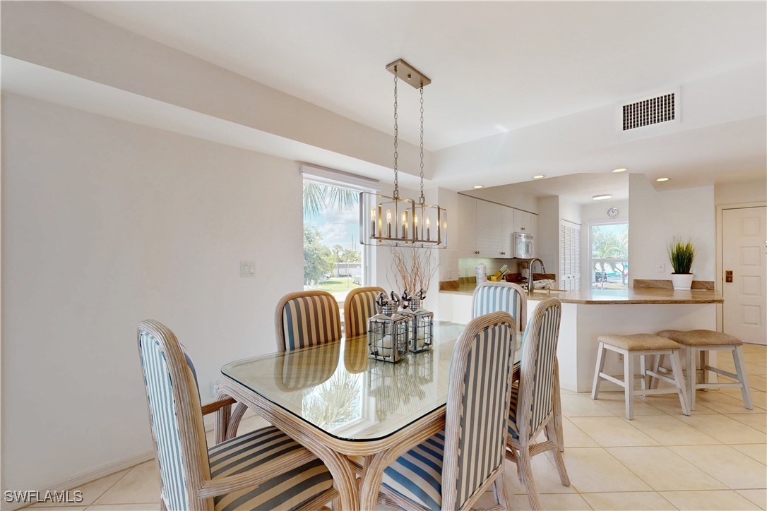 2 Bed Waterfront Home for Sale in Marco Island, photo 8