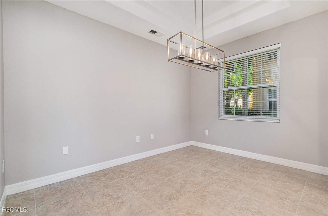 3 Bed Condominium for Sale in Jonathans Bay, photo 8