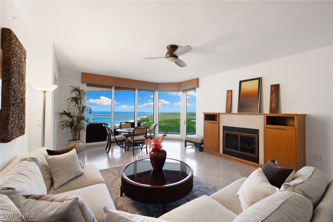 4 Bed Waterfront Home for Sale in Moraya Bay, photo 8