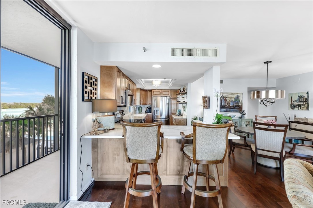 2 Bed Waterfront Home for Sale in Bay Harbor Club Condo, photo 8