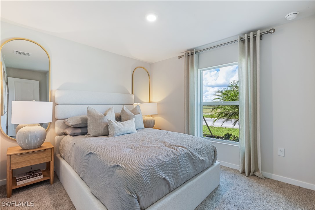 4 Bed SingleFamilyResidence for Sale in Cape Coral, photo 8