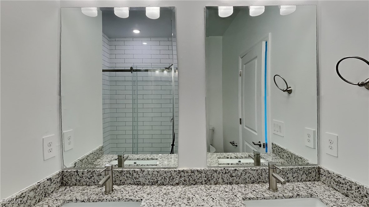 6 Bed Duplex for Sale in Cape Coral, photo 8
