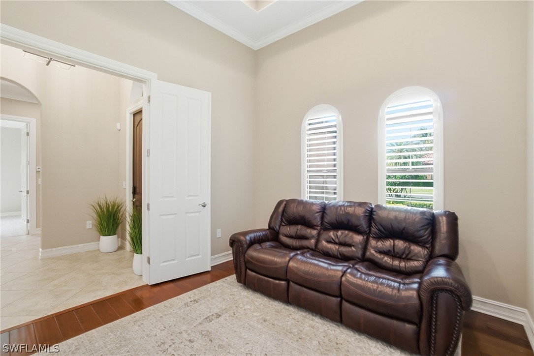 3 Bed SingleFamilyResidence for Sale in Naples, photo 8