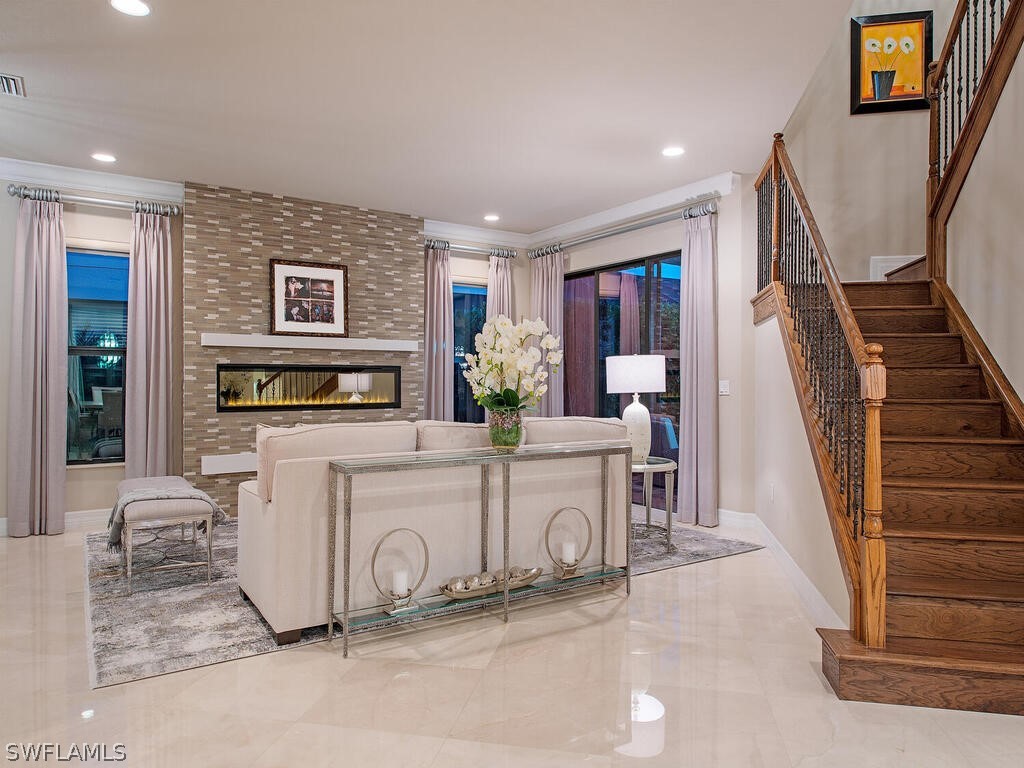 6 Bed Pool Home for Sale in Stonecreek, photo 8