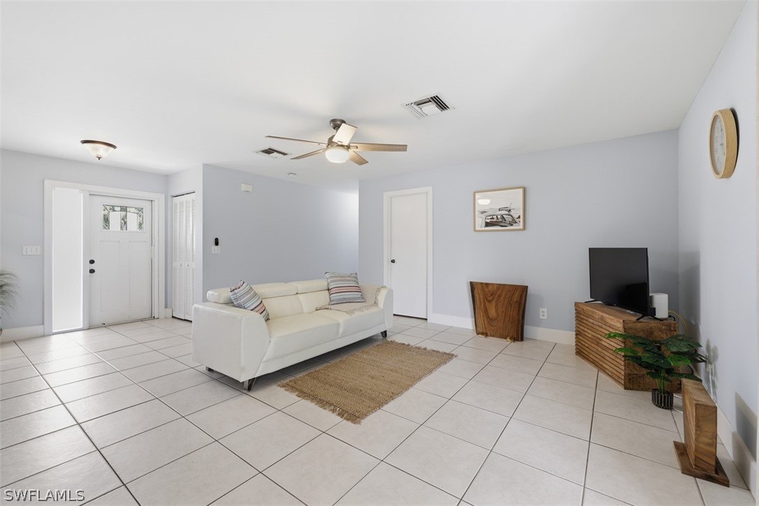 2 Bed SingleFamilyResidence for Sale in Spanish Gardens, photo 8