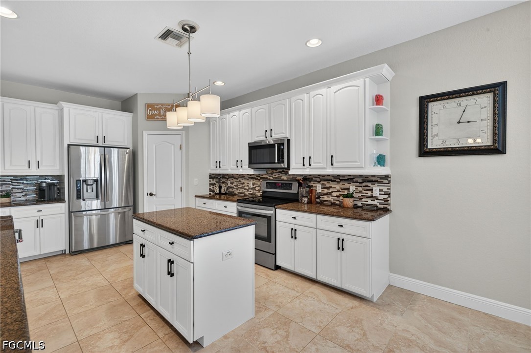 5 Bed Pool Home for Sale in Daniels Preserve, photo 8