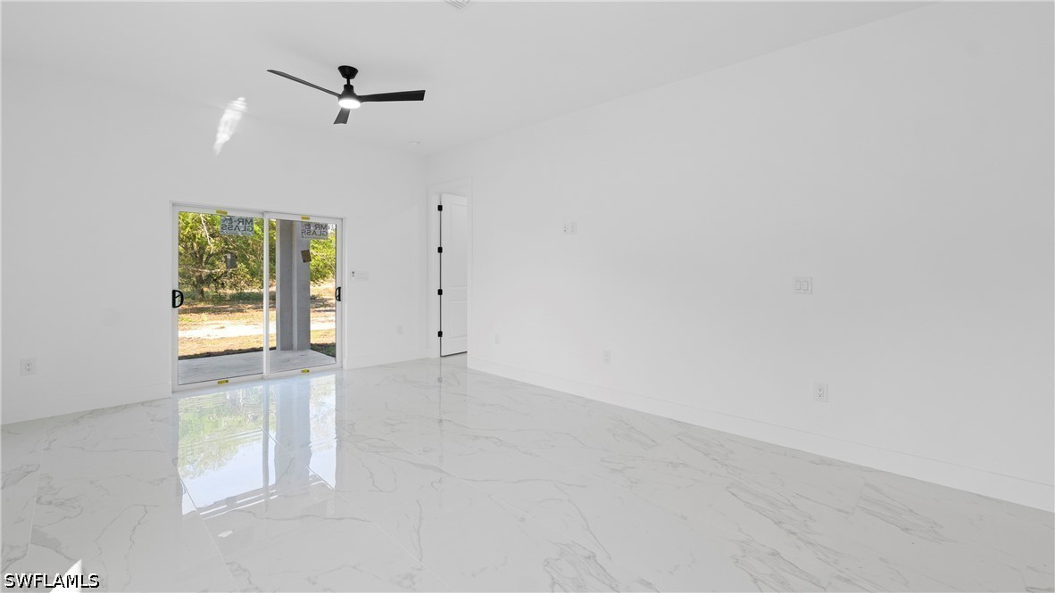 3 Bed SingleFamilyResidence for Sale in Lehigh Acres, photo 8