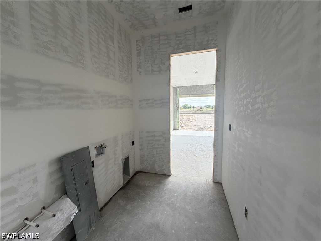 3 Bed SingleFamilyResidence for Sale in Naples, photo 8